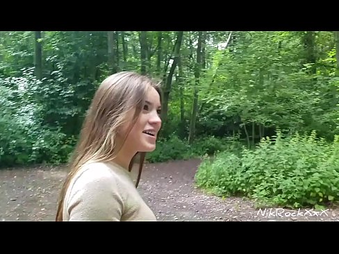 ❤️ Na ba da shawara ga Evelina cewa mu yi fuck a wurin jama'a! Tace eh. Sai na bata ta a jaki na cusa mata baki. Sai taji haushin kanta. ️❌ a mu