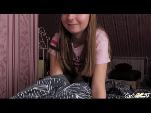 ❤️ Blondie tana tsotsar BFF's dinta sosai kuma ta sami Cum A Bakinta ️❌ a mu